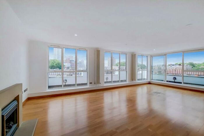 2 Bedroom Flat To Rent In Hoxton Market, Hoxton, London, N1