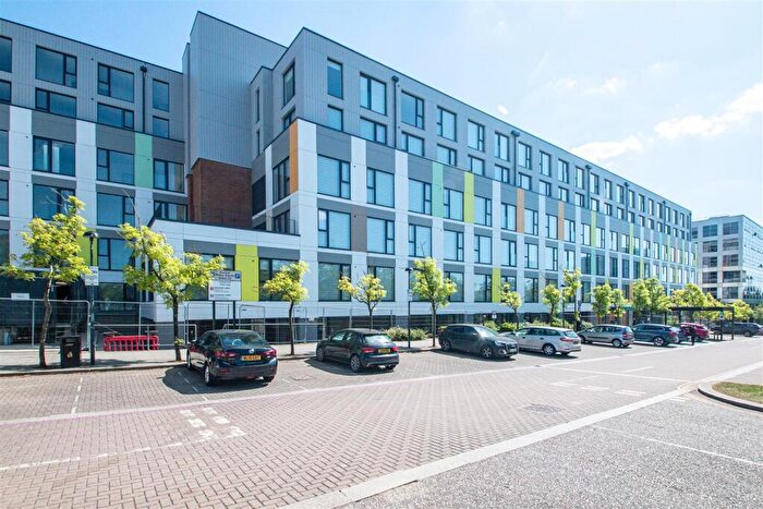 1 Bedroom Apartment To Rent In Furnished - Buckingham Court, Milton Keynes, MK9