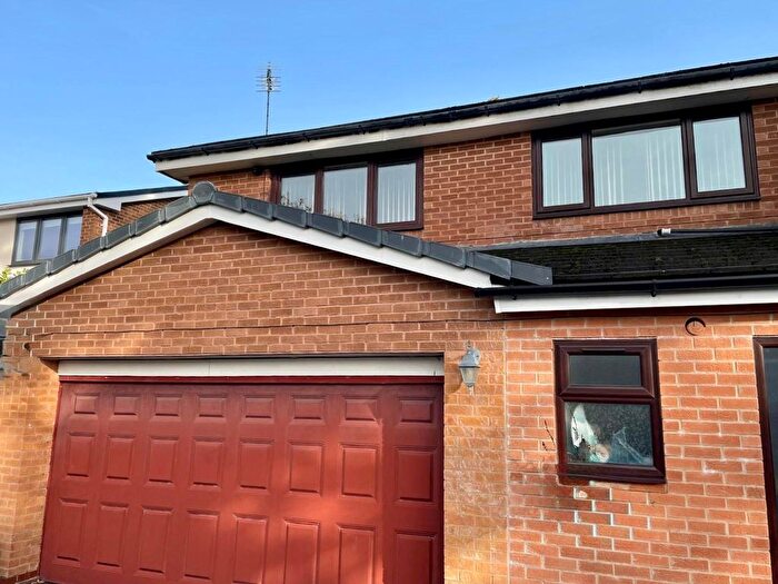 2 Bedroom Flat To Rent In Dorridge Road, Solihull, B93