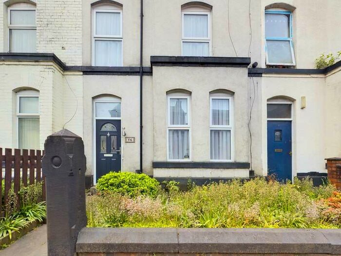 Houses for sale & to rent in BL9 5DQ, The Avenue,,Moorside, Bury