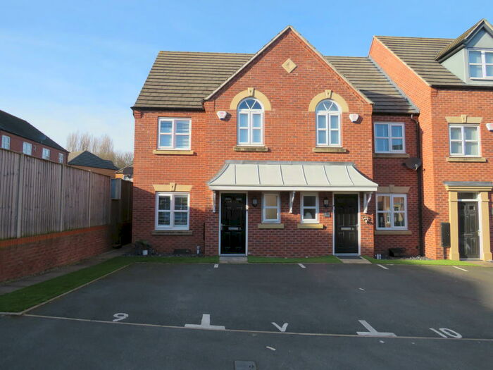 3 Bedroom House To Rent In Silverlight Grove, Oldbury, B69