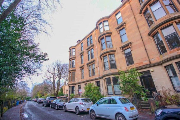 4 Bedroom Flat To Rent In Flat / Turnberry Road, G11
