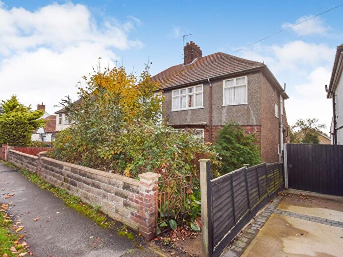 3 Bedroom Semi-Detached House For Sale In Oulton Road, Lowestoft, Suffolk, NR32