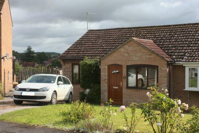 2 Bedroom Semi-Detached Bungalow To Rent In Castle Mount, Tisbury, Salisbury, SP3
