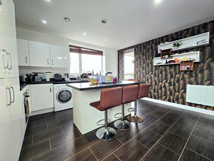 3 Bedroom Apartment For Sale In Appelbee Court, Artisan Place, Harrow, HA3