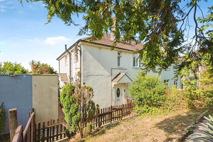 2 Bedroom Flat For Sale In Brentford Avenue, Plymouth, PL5