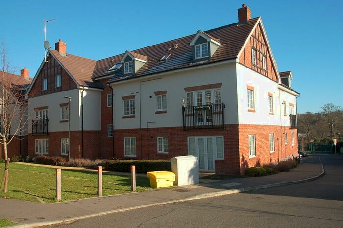 2 Bedroom Apartment To Rent In Grange Road, Chalfont St. Peter, Gerrards Cross, SL9