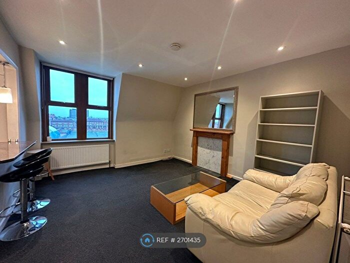 2 Bedroom Flat To Rent In Gledstanes Road, London, W14