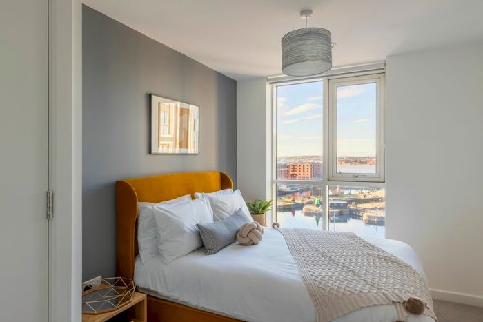 2 Bedroom Flat To Rent In Strand Street, Liverpool, L1