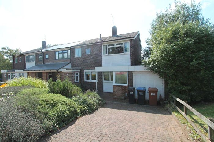 3 Bedroom End Of Terrace House To Rent In Woods Avenue, Hatfield, AL10