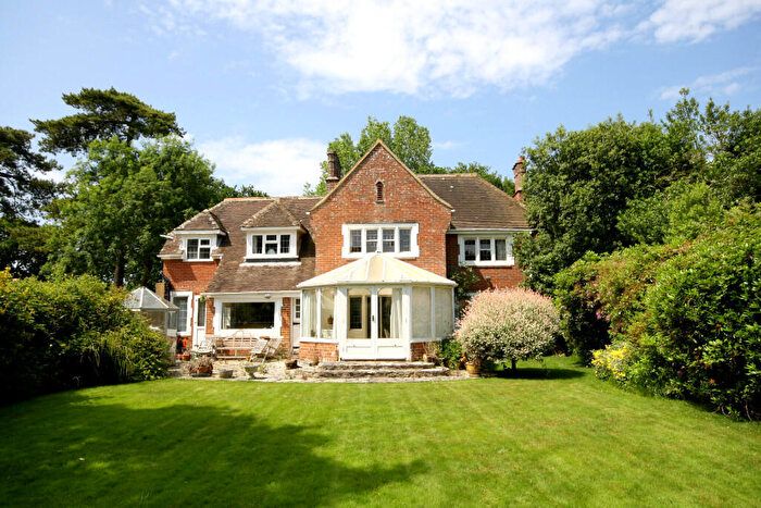 4 Bedroom Detached House For Sale In Manor Road, Milford On Sea, SO41