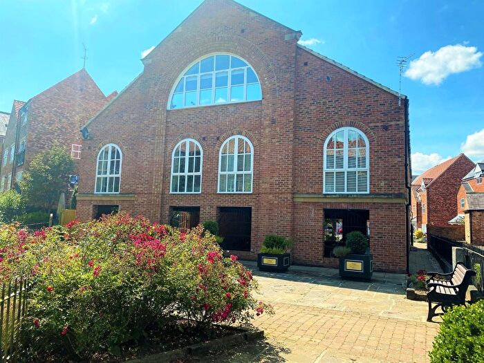 2 Bedroom Flat For Sale In Salem House, Nursery Gardens, Thirsk, YO7
