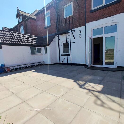 2 Bedroom Flat To Rent In Sandon Road, Edgbaston, Birmingham, B17