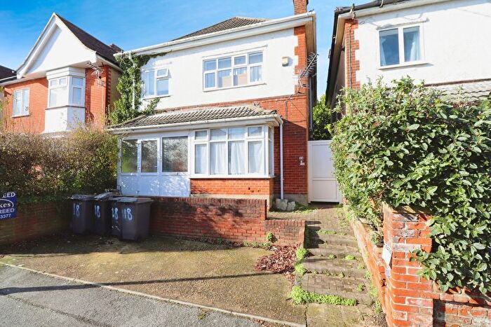 4 Bedroom Detached House For Sale In Heathwood Road, Bournemouth, BH9
