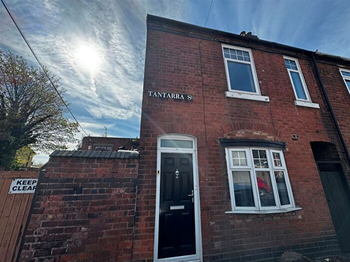 3 Bedroom End Of Terrace House To Rent In Tantarra Street, Walsall, WS1