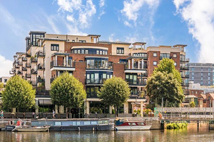 2 Bedroom Flat To Rent In Jerome Place, Kingston Upon Thames, KT1