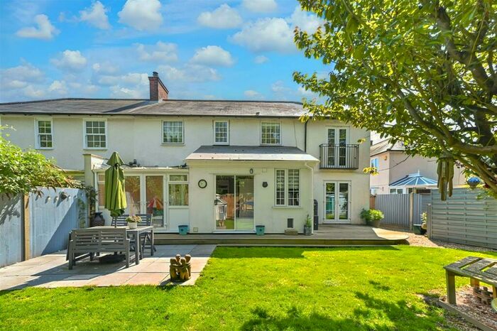 3 Bedroom Semi-Detached House For Sale In Wheatsheaf Close, Wrabness, Manningtree, CO11