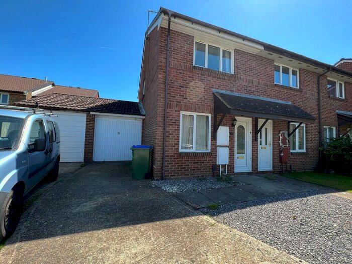 2 Bedroom End Of Terrace House To Rent In Cromarty Close, Stubbington, PO14