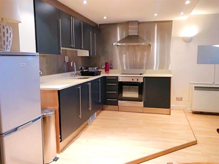 2 Bedroom Flat To Rent In Park Row, Leeds, LS1