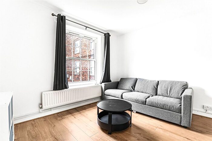 4 Bedroom Flat To Rent In Rockingham Street, London, SE1