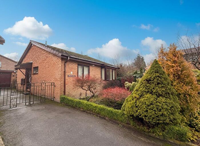 2 Bedroom Detached Bungalow For Sale In Windermere Road, Penistone, S36