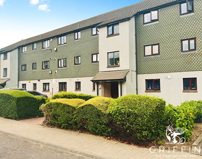 1 Bedroom Flat To Rent In Teviot Avenue, Aveley, South Ockendon, RM15
