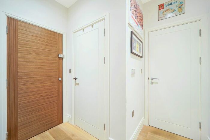 1 Bedroom Flat For Sale In John Busch House, London Road, Isleworth, TW7