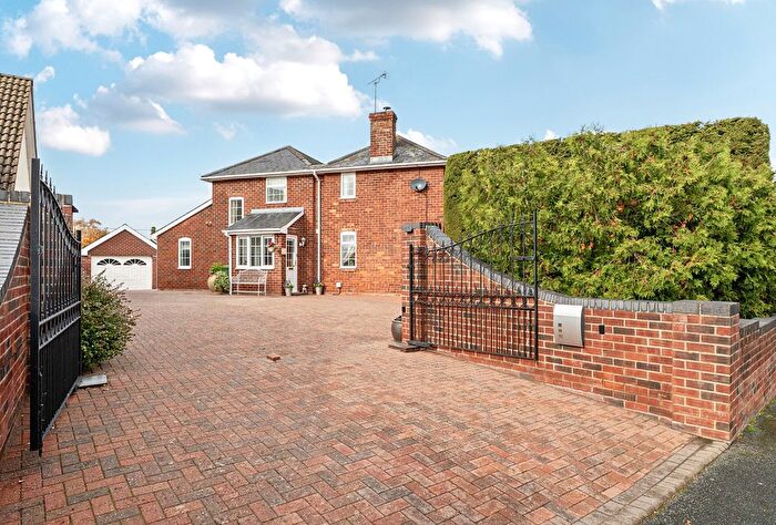 3 Bedroom Detached House For Sale In Oak Lane, Bredon, Tewkesbury, Worcestershire, GL20