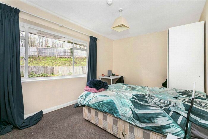 1 Bedroom Property To Rent In Guildford Park Avenue, Guildford, Surrey, GU2