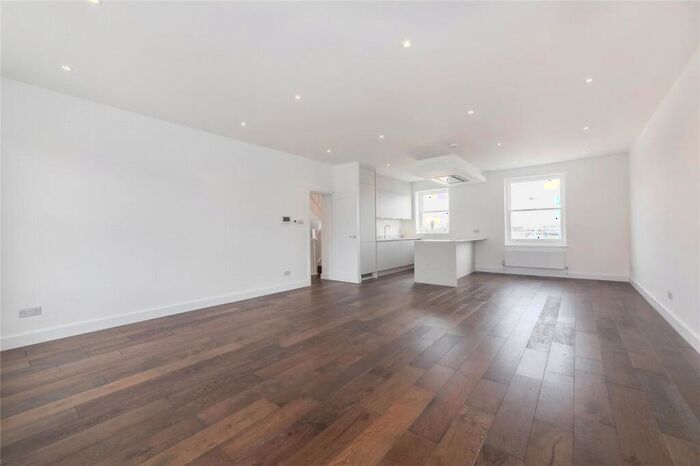 3 Bedroom Flat To Rent In Gloucester Avenue, Primrose Hill, NW1