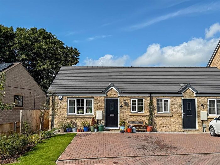2 Bedroom Bungalow For Sale In Woodlark Close, Buxton, SK17