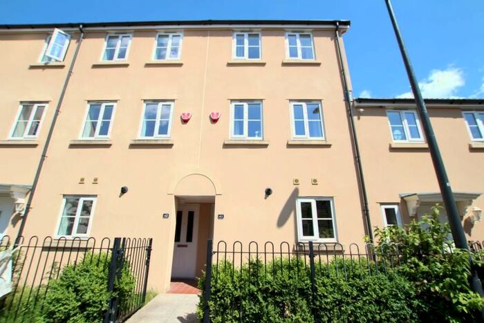 5 Bedroom Property To Rent In Wood Mead, Cheswick Village, Bristol, BS16