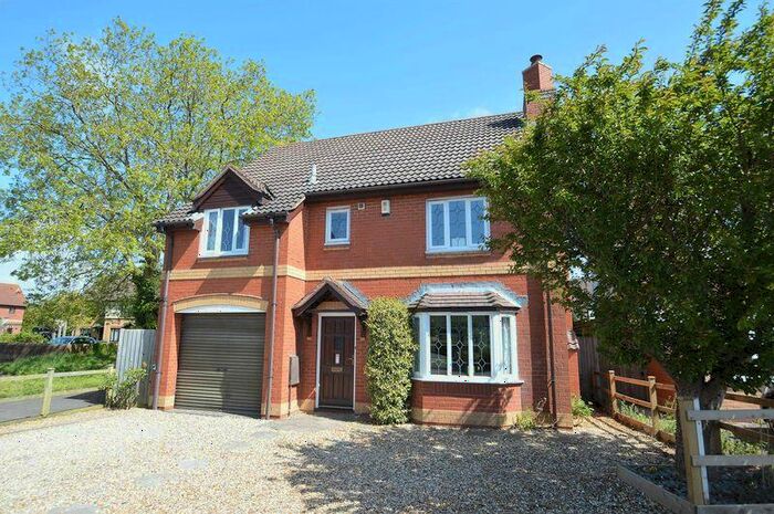 4 Bedroom Detached House To Rent In Hawthorn Crescent, Yatton, BS49