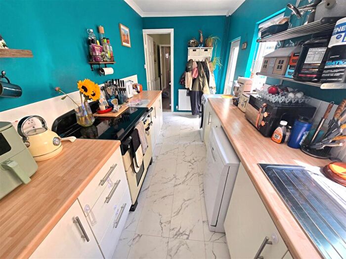 3 Bedroom Terraced House For Sale In Admiralty Road, Great Yarmouth, NR30