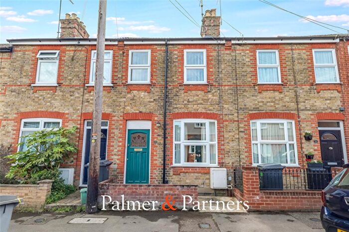 2 Bedroom Terraced House For Sale In Gainsborough Crescent, Chelmsford, Essex, CM2