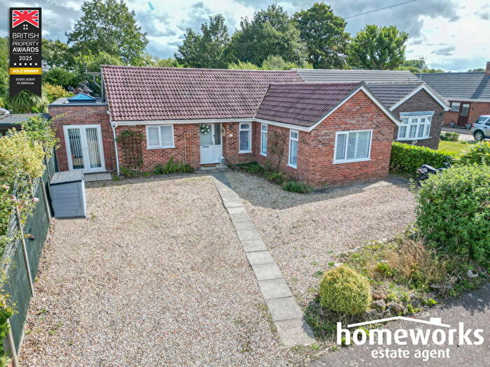 3 Bedroom Detached Bungalow For Sale In Cedar Close, Mattishall, Dereham, NR20