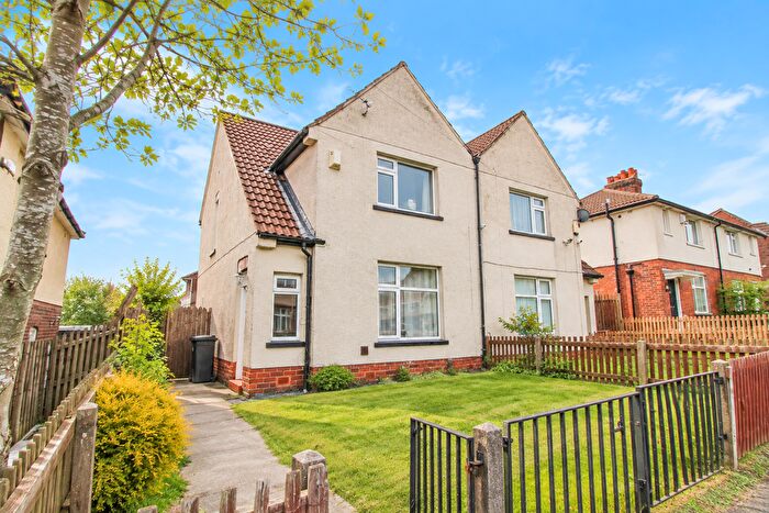 2 Bedroom Semi-Detached House To Rent In Leonard Street, Bolton, BL3
