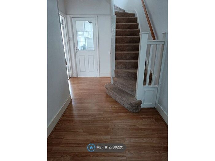 4 Bedroom Semi-detached House To Rent In Nathans Road, Wembley, HA0