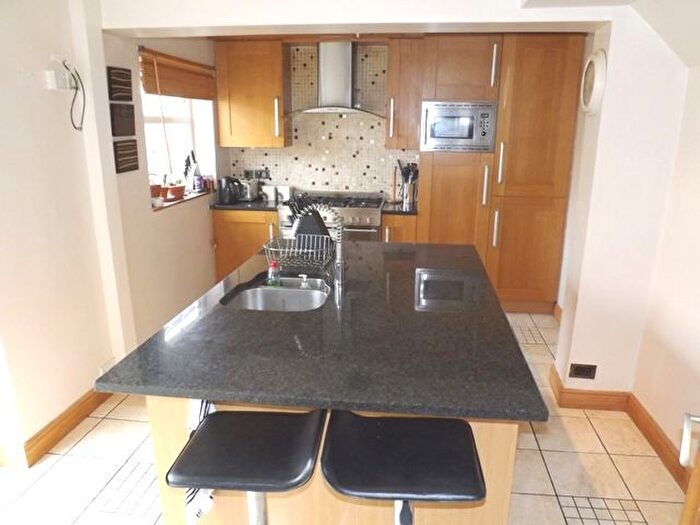 3 Bedroom Property To Rent In Basford Close, Sheffield, S9