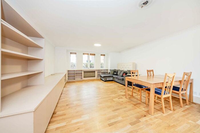 2 Bedroom Flat To Rent In Alexandra Court, Notting Hill, W2