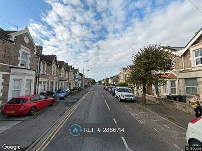 2 Bedroom Flat To Rent In Clevedon Road, Weston-Super-Mare, BS23