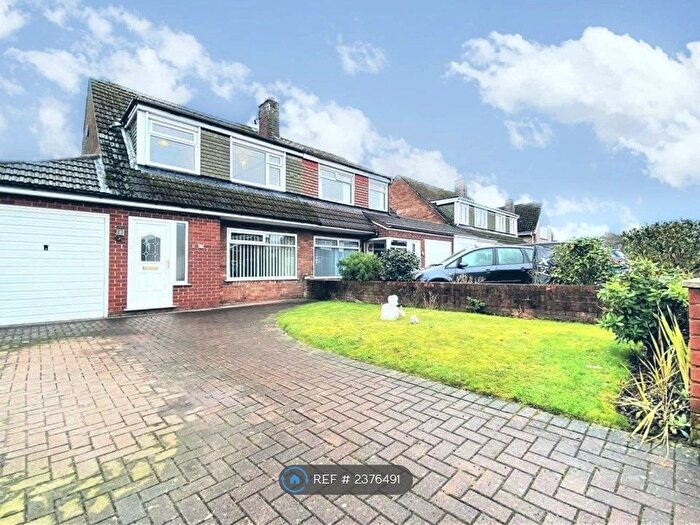 3 Bedroom Semi-Detached House To Rent In Thetford Road, Great Sankey, Warrington, WA5