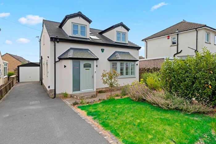 4 Bedroom Detached House For Sale In Clarendon Road, Bingley, BD16