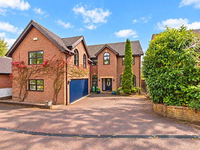5 Bedroom Detached House For Sale In Lower Maples, Shipley, Derbyshire, DE75