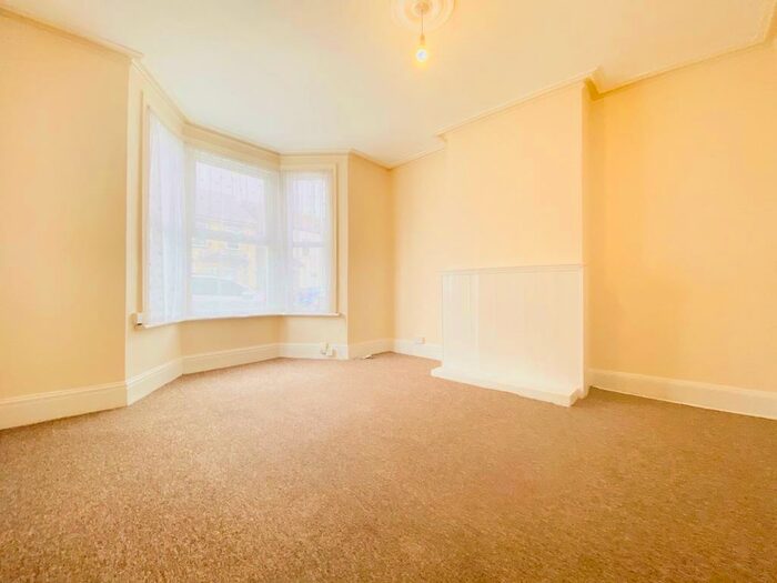 2 Bedroom Terraced House To Rent In Clarendon Road, Croydon, CR0