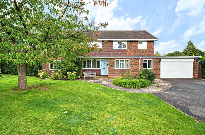 4 Bedroom Detached House For Sale In Hither Chantlers, Langton Green, TN3