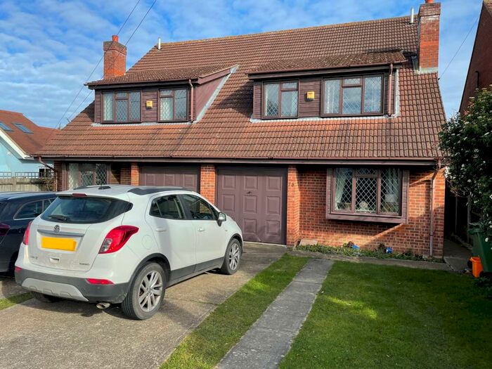 4 Bedroom Semi-Detached House To Rent In Lilford Road, Off Norsey Road, Billericay, CM11
