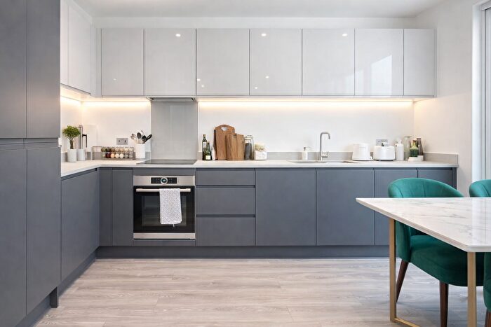 2 Bedroom Flat To Rent In Flat, Swift Court, Tavy Bridge, London, SE2