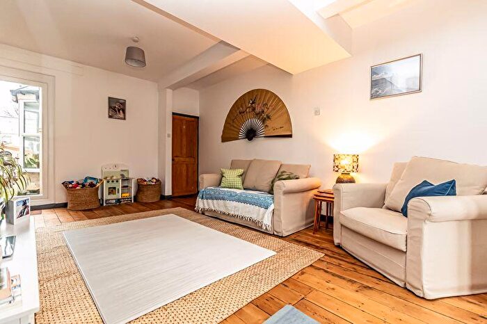 3 Bedroom Terraced House For Sale In Jessie Road, Southsea, PO4