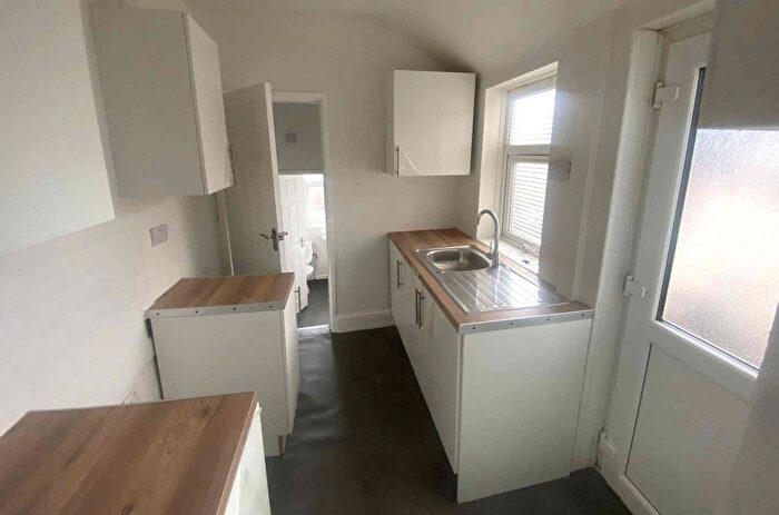 3 Bedroom Terraced House To Rent In Station Road, Shirebrook, Mansfield, NG20